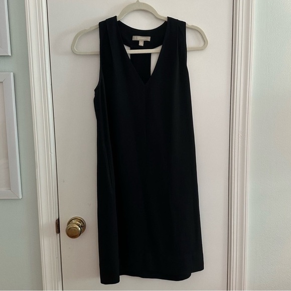 Elegant Banana Republic Black Sleeveless Dress Size 8 - Picture 3 of 5
